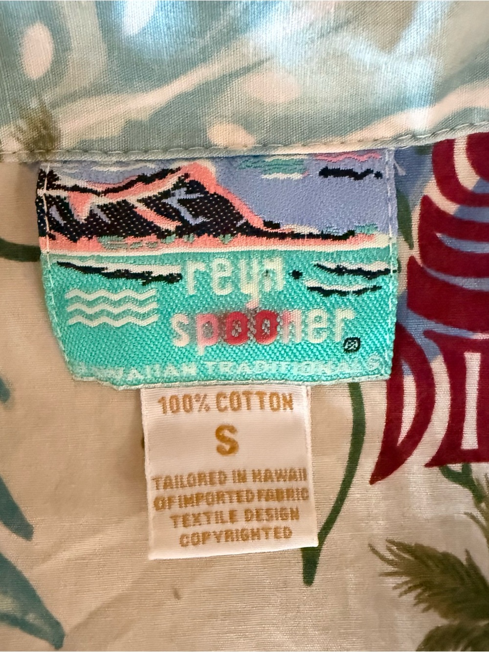 Vintage Reyn Spooner Hawaiian Shirt - Small - Picture 4 of 4